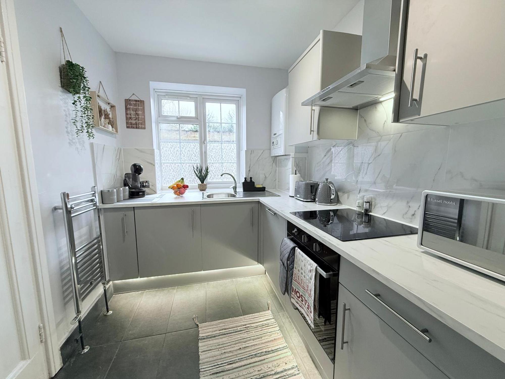 Staylondon - Sleeps 6 With Free Parking - Tourist, Concerts & Matches מראה חיצוני תמונה